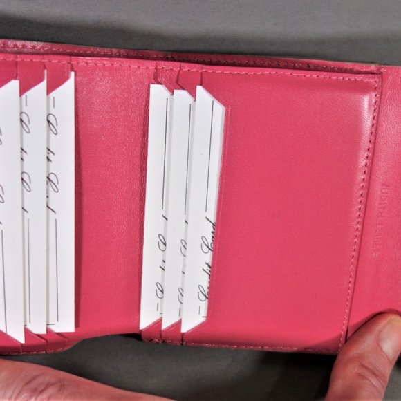 Judith Leiber Ostrich Small Wallet Platinum NEW - Picture 7 of 11